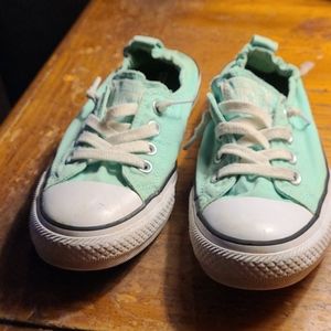 Converse tennis shoes